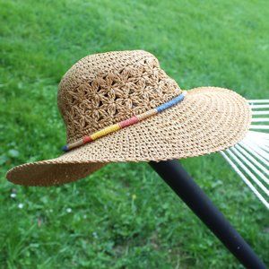Wide brimmed Hat crochet weave, Colorblock wrapped band